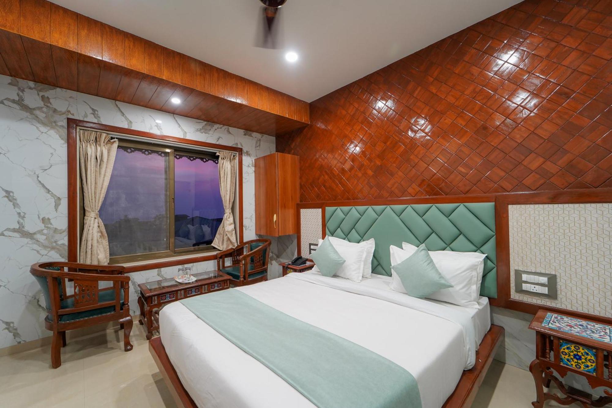 Hotel Bright Star Mahābaleshwar Exterior foto