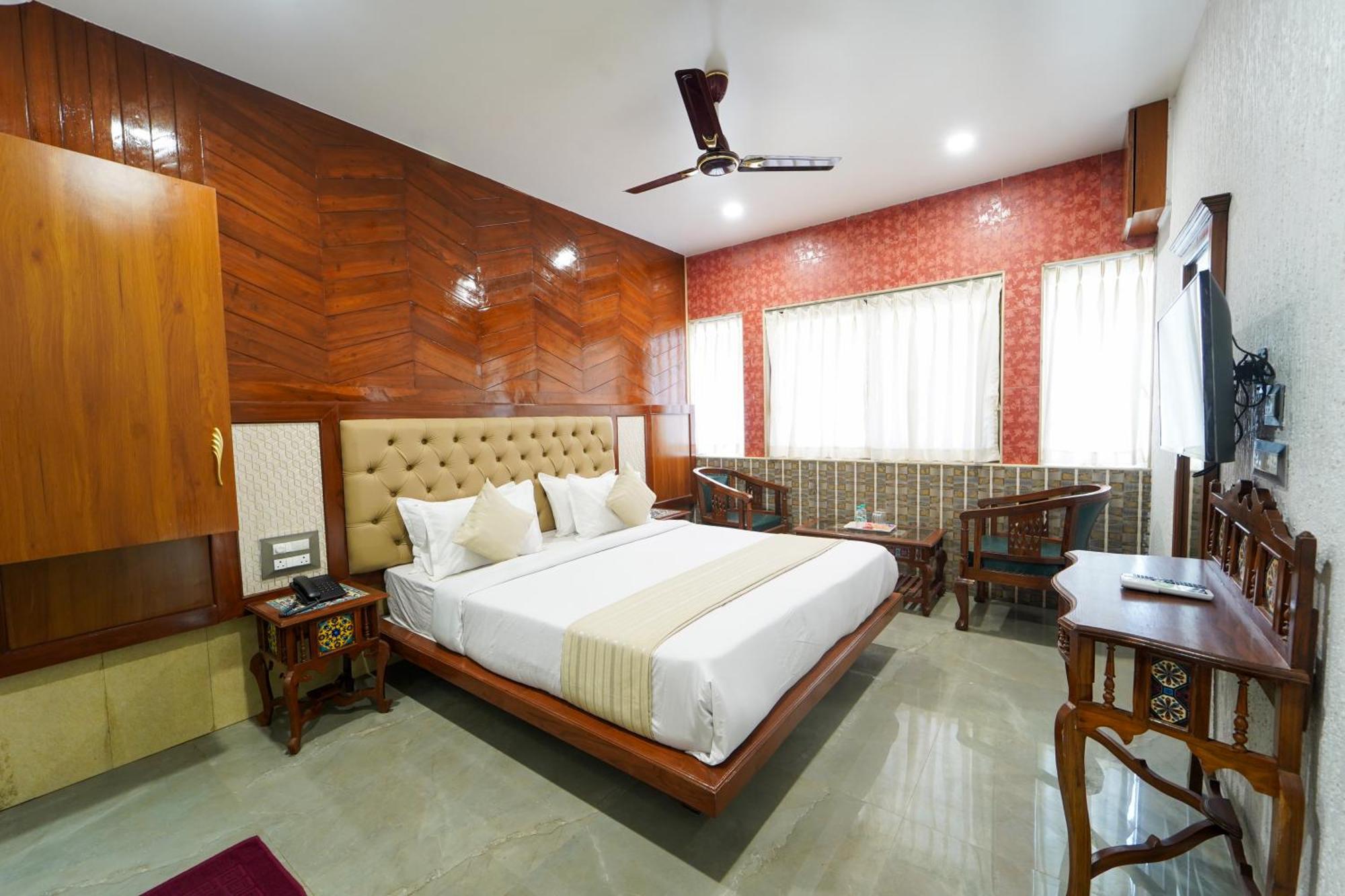 Hotel Bright Star Mahābaleshwar Exterior foto